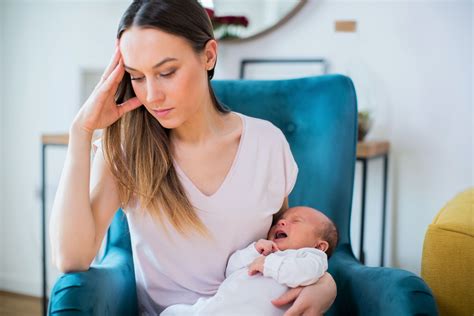 FDA approves first pill to treat postpartum depression